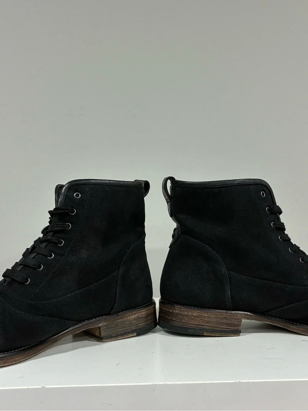 John Varvatos Fleetwood lace Boot.   Size 11 USA 44 EU